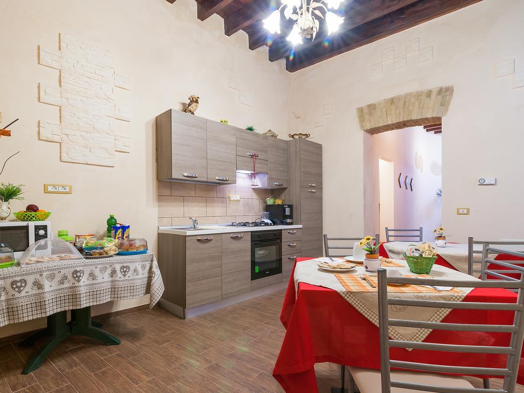 Bed and Breakfast Il Borgo Кальяри Экстерьер фото